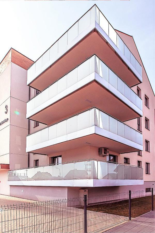 Second - 3 Pokoje, 5 Lozek, Netflix I Max, Parking *